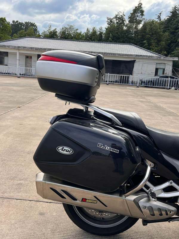 二手贝纳利1200GT