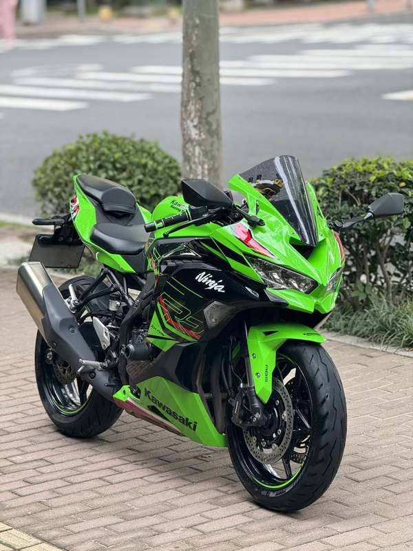 二手川崎ZX-4R