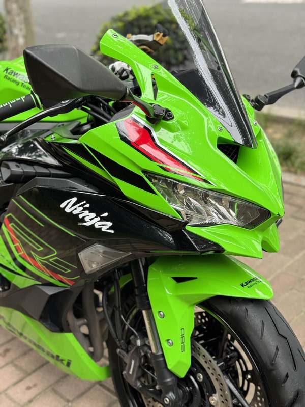 二手川崎ZX-4R