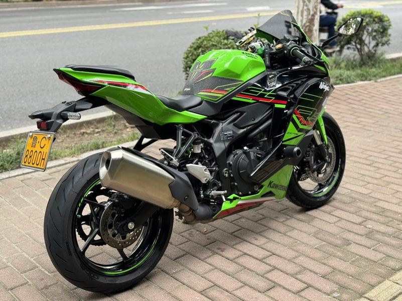 二手川崎ZX-4R