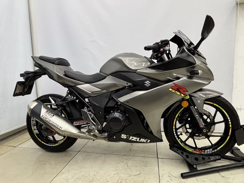 二手豪爵铃木GSX250R