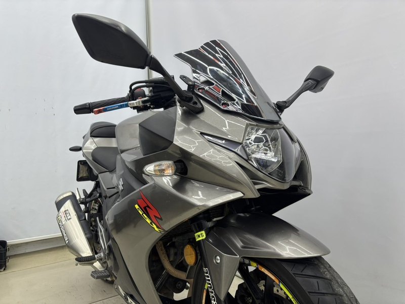二手豪爵铃木GSX250R
