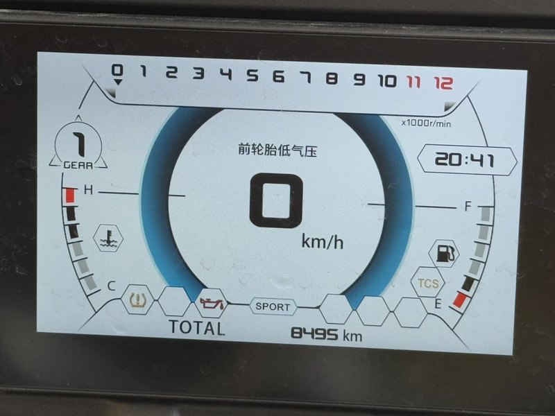 二手贝纳利龙卷风 Tornado 402R