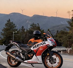 二手本田CBR300R