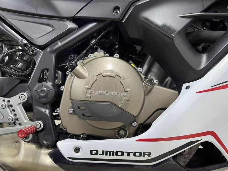 二手QJMOTOR赛400