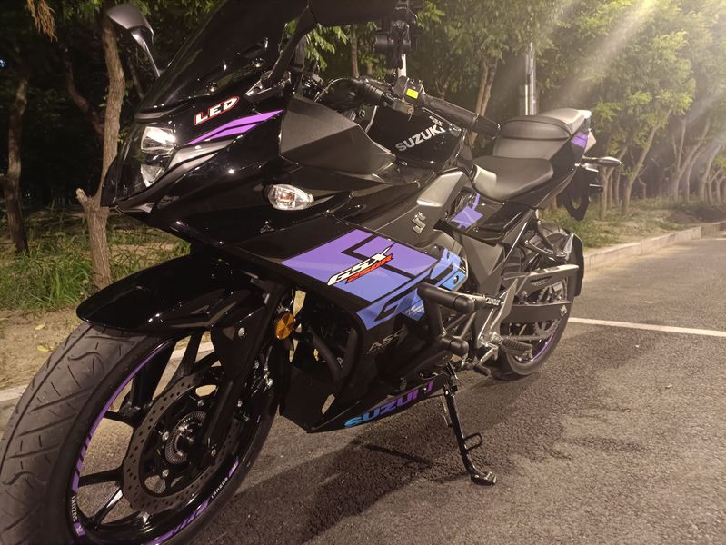 二手豪爵铃木GSX250R