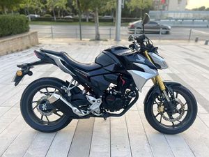二手五羊本田CB190R 暴锋眼