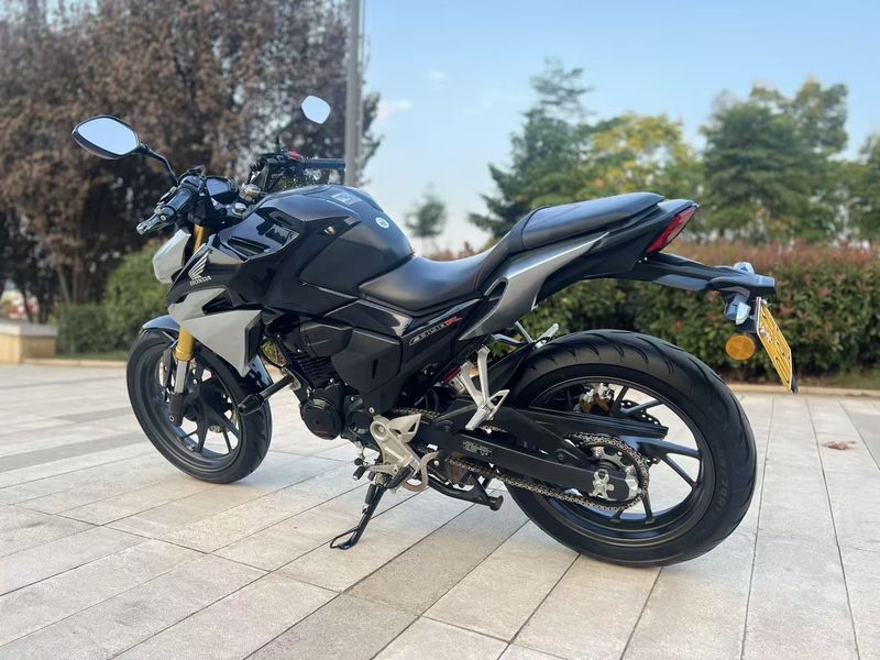 二手五羊本田CB190R 暴锋眼