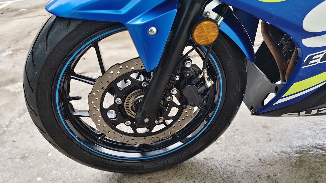 二手豪爵铃木GSX250R