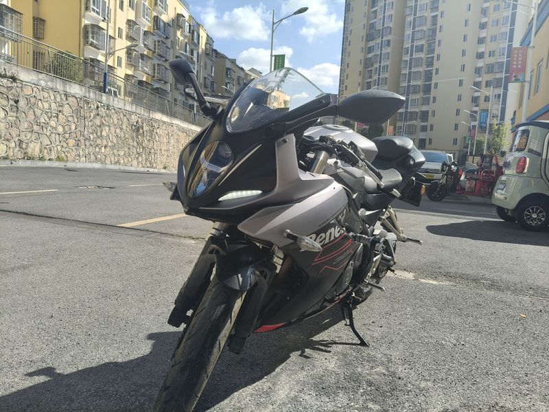 二手贝纳利龙卷风 Tornado 302R