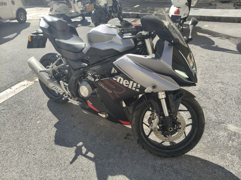 二手贝纳利龙卷风 Tornado 302R