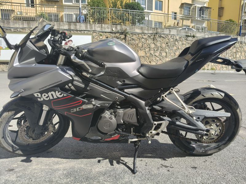 二手贝纳利龙卷风 Tornado 302R