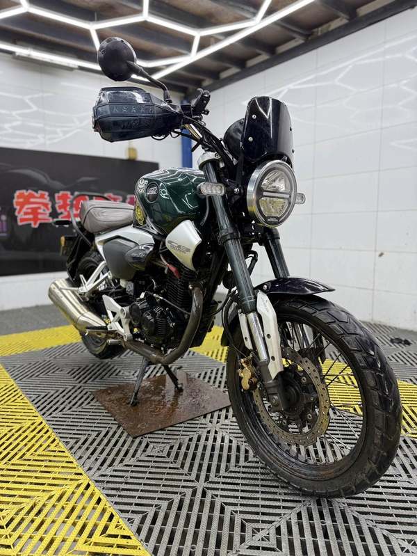 二手五羊本田鸷道 CB190SS