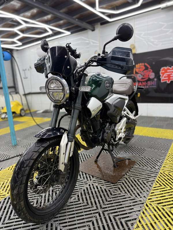 二手五羊本田鸷道 CB190SS