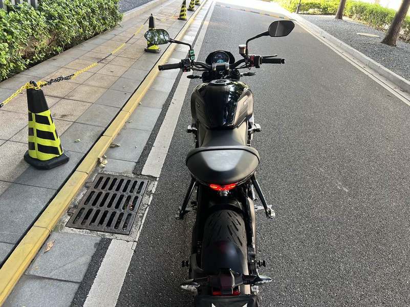 二手凯旋Trident 660