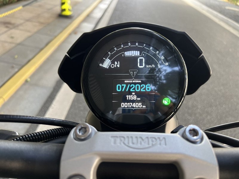 二手凯旋Trident 660