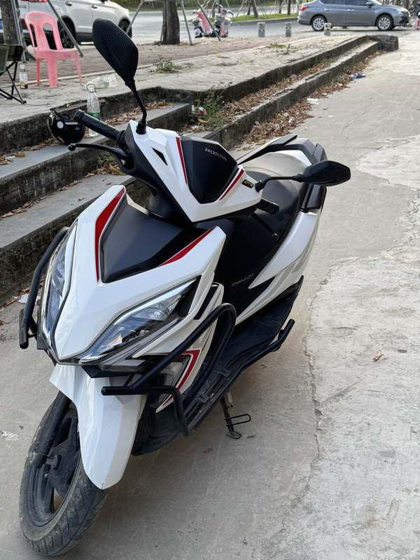 二手新大洲本田裂行 RX125Fi