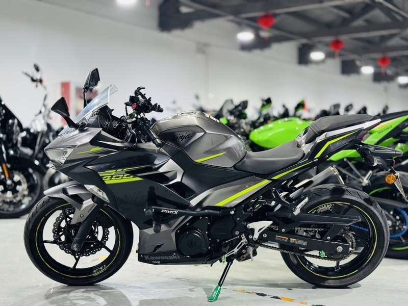 二手川崎Ninja 400