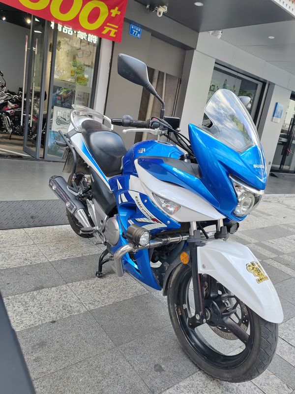 二手豪爵铃木骊驰 GW 250F