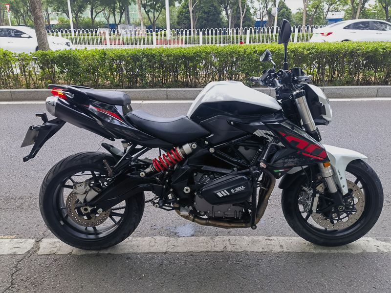 二手贝纳利TNT600i