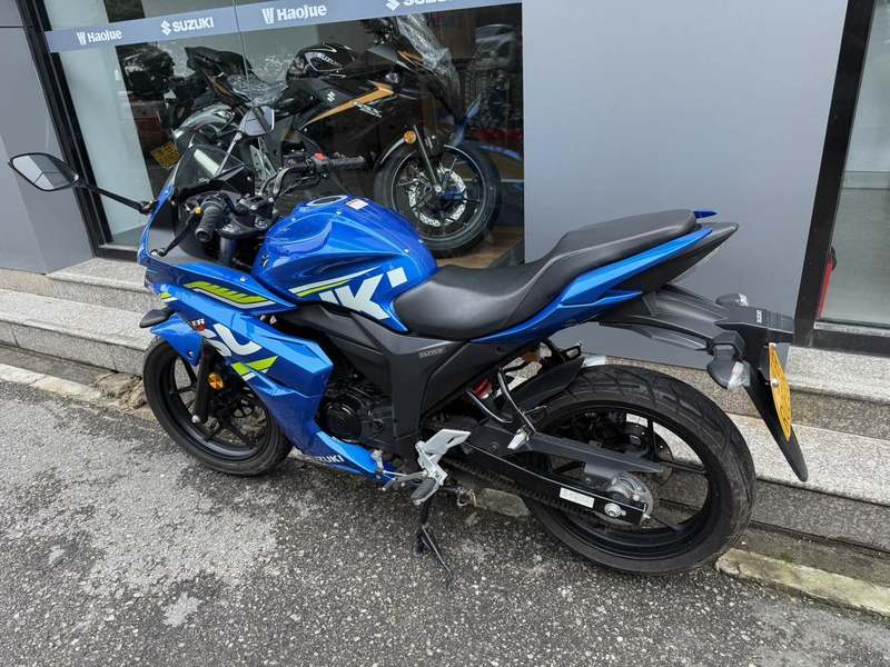 二手济南铃木极客飒 Gixxer 155