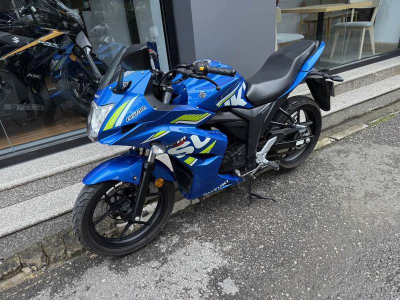 二手济南铃木极客飒 Gixxer 155