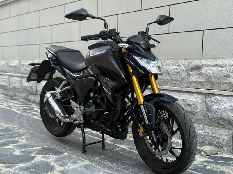 二手五羊本田CB190R 暴锋眼