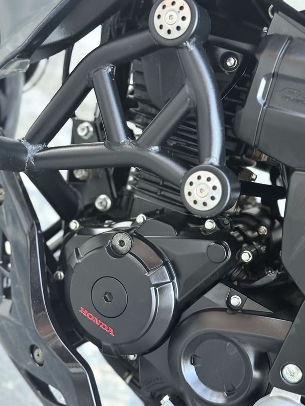 二手五羊本田CB190R 暴锋眼