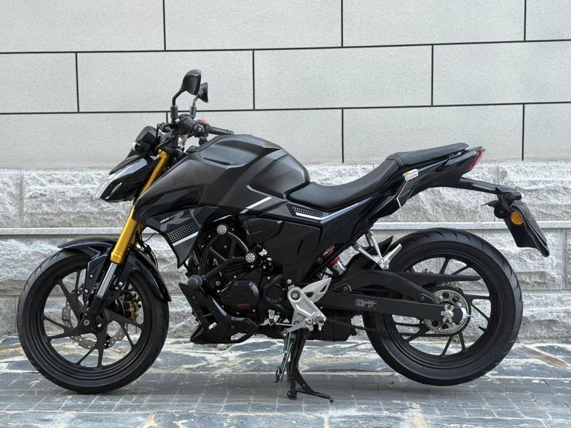 二手五羊本田CB190R 暴锋眼