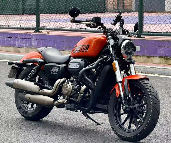 二手QJMOTOR闪300