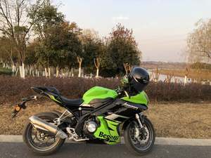 二手贝纳利龙卷风 Tornado 302R