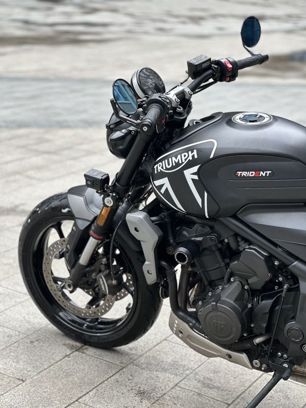 二手凯旋Trident 660