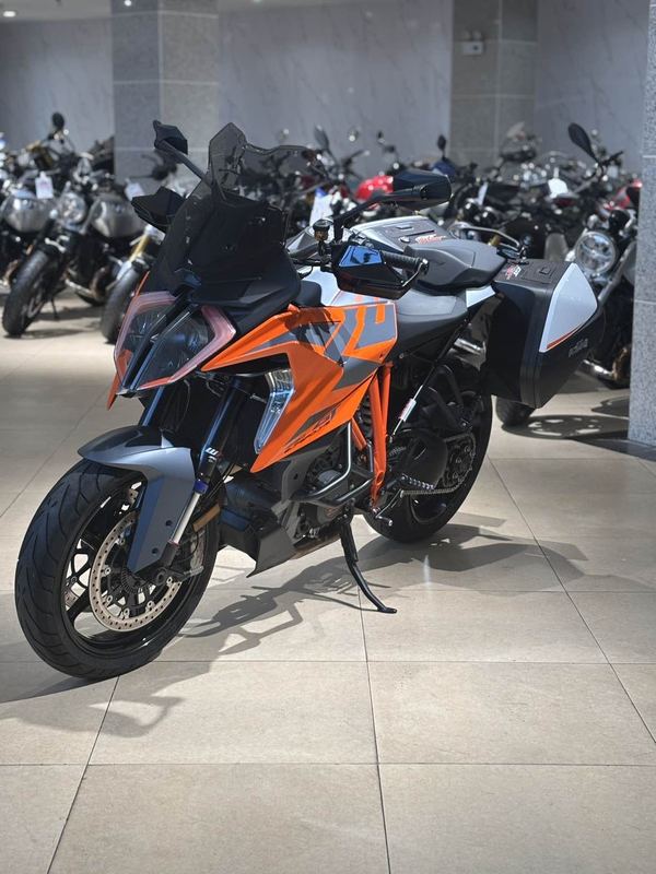 二手KTMR2R1290 Super Duke GT