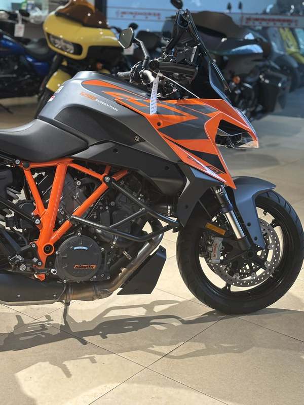 二手KTMR2R1290 Super Duke GT