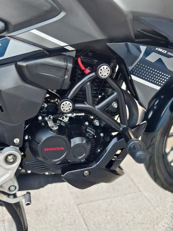 二手五羊本田CB190R 暴锋眼