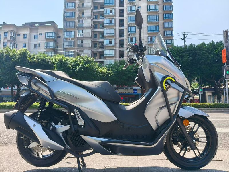 二手QJMOTOR鸿150