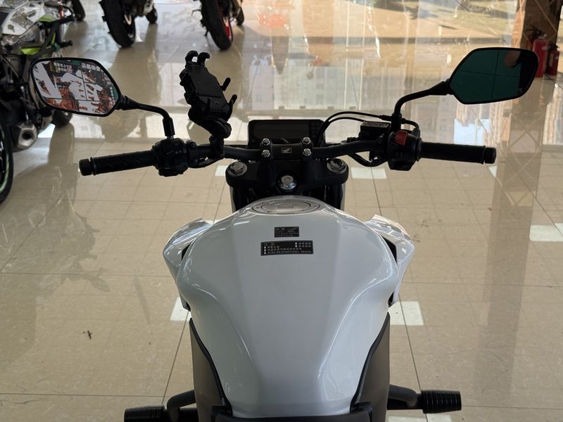 二手本田CB400F