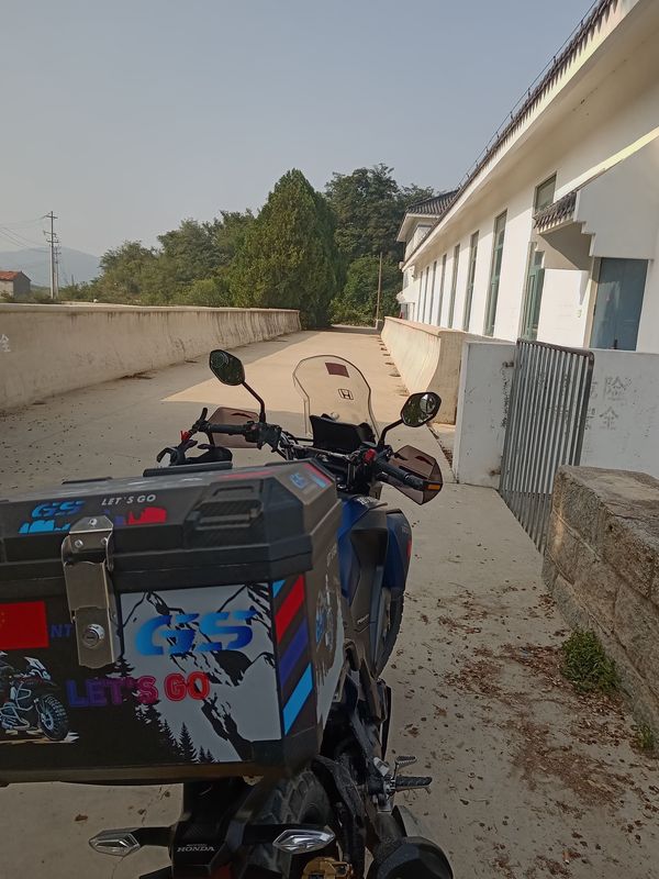 二手五羊本田猛鸷 CB190X