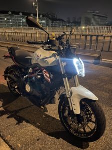 二手贝纳利蓝宝龙BJ300GS