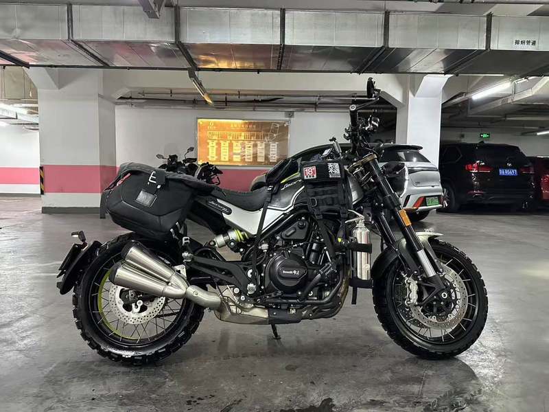 二手贝纳利幼狮 Leoncino 500
