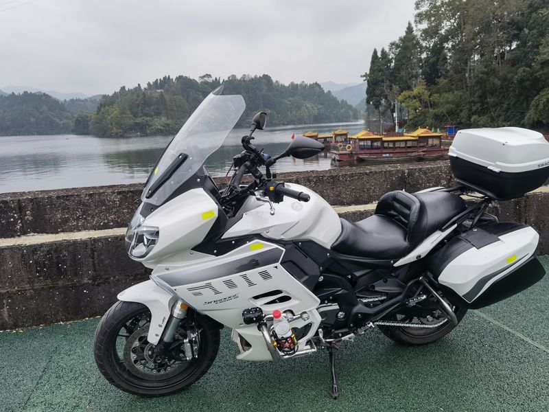 二手贝纳利600GC