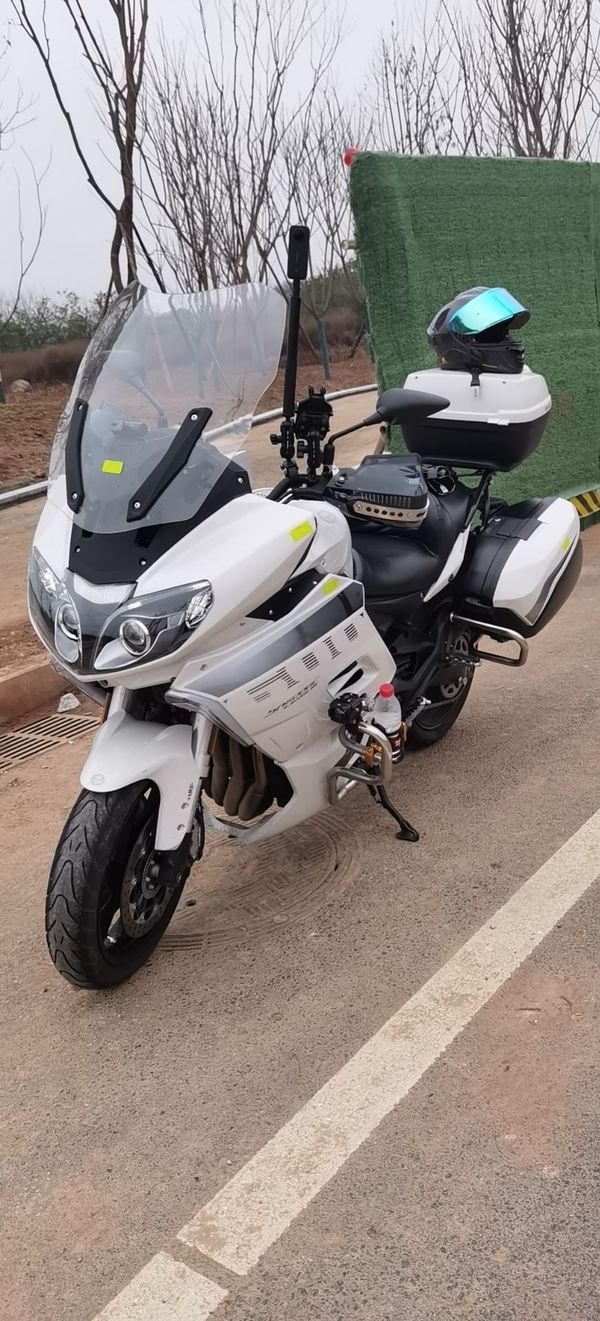 二手贝纳利600GC