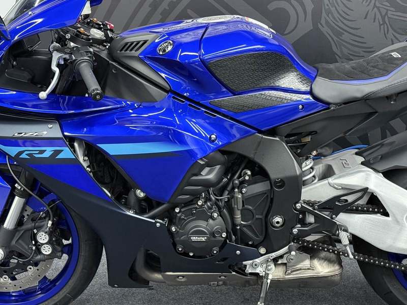 二手雅马哈YZF-R1