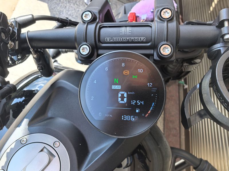 二手QJMOTOR闪400