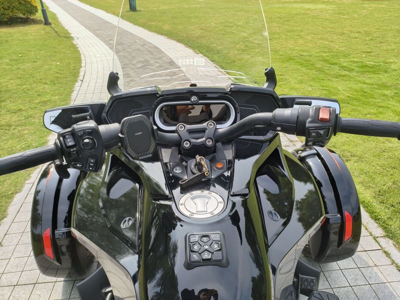 二手庞巴迪Spyder F3 