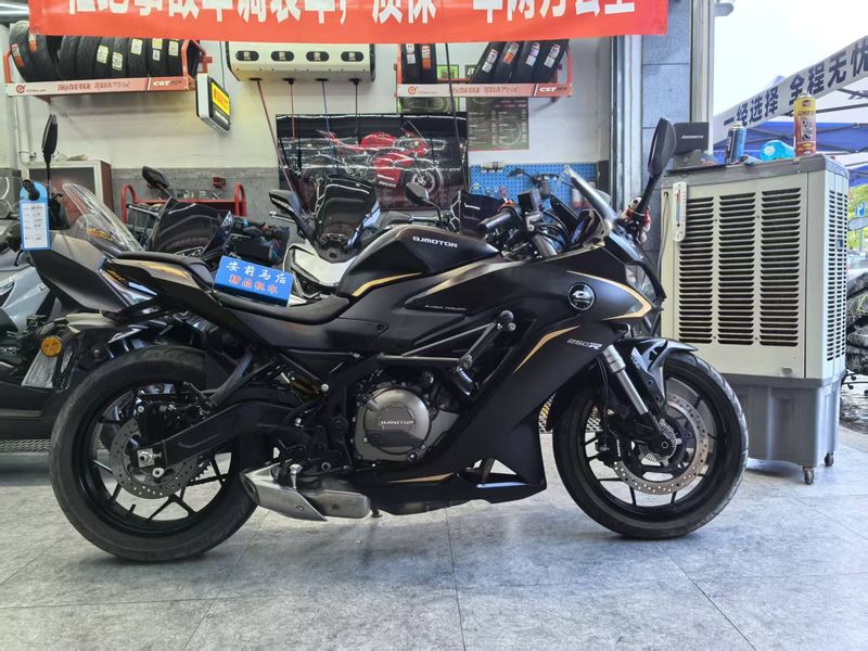 二手QJMOTOR赛250