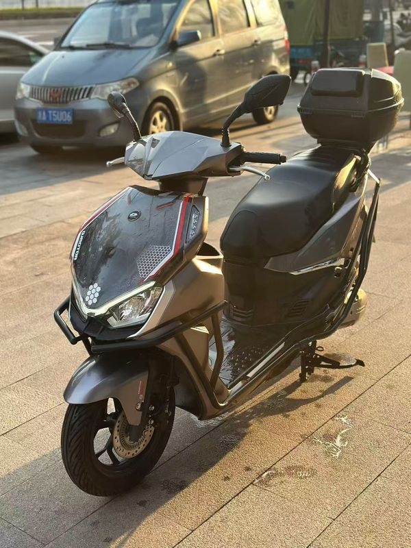 二手QJMOTOR鸿150RS