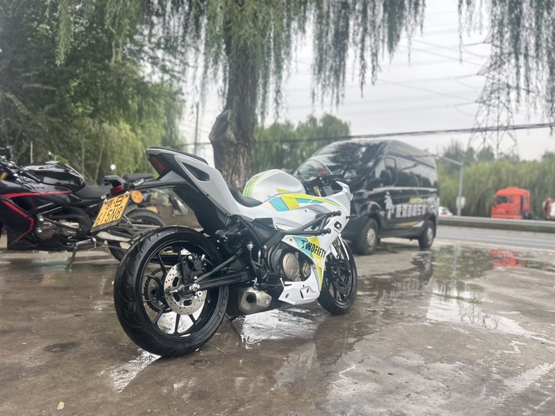 二手QJMOTOR赛250