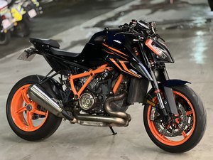 二手KTMR2R1290 Super Duke