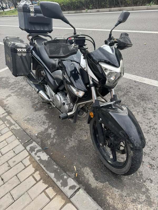 二手豪爵铃木骊驰 GW250